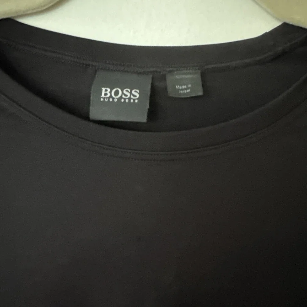 Men’s Hugo Boss Black T-Shirt stretch Medium